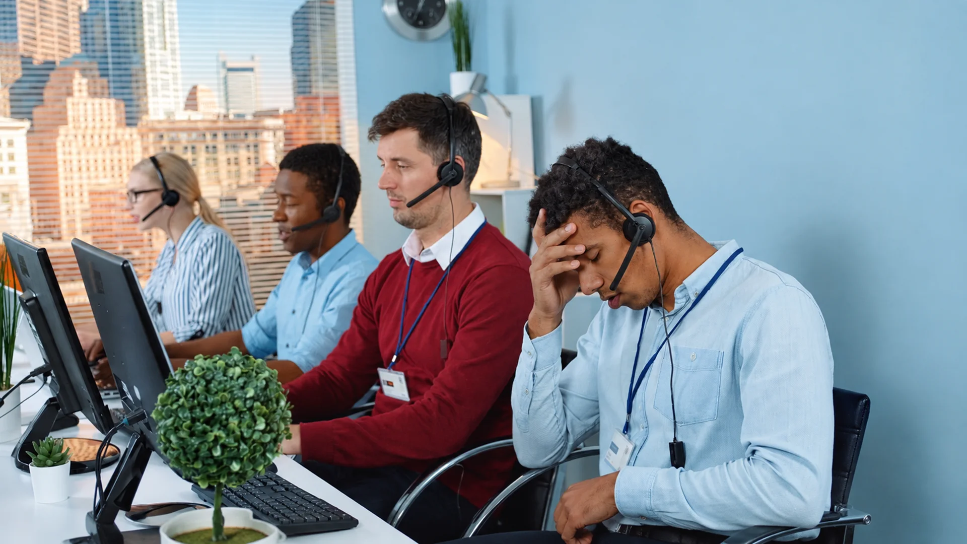 5 Common Challenges Faced by Contact Centers Today